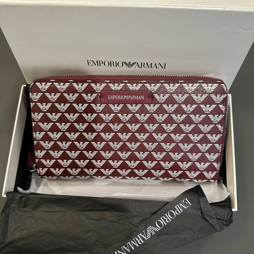 Emporio Armani All-over Eagle Wallet